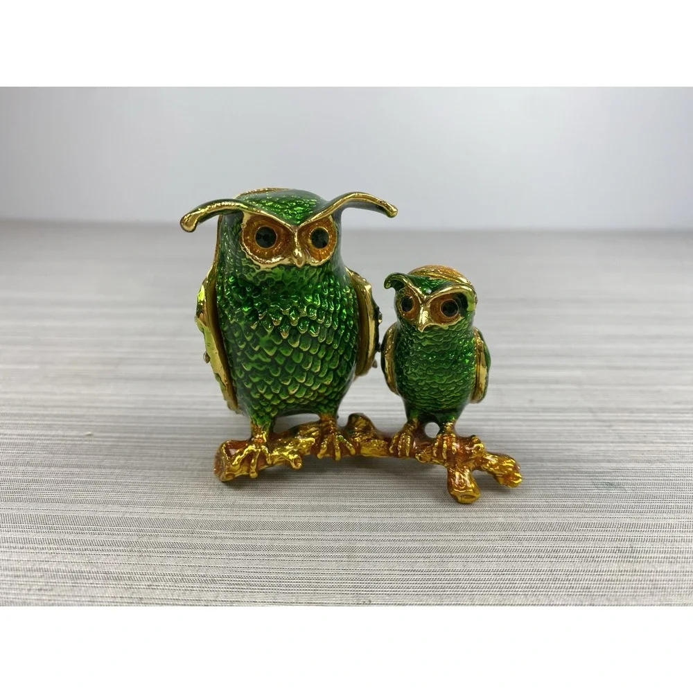 Owl Trinket Box Green Enamel Goldtone Rhinestones Magnetic Closure‎ Vintage